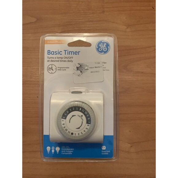 GE 24 Hour Heavy Duty Indoor Plug-In Mechanical Programmable Timer